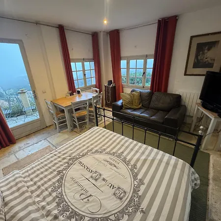 De La Croix Du Pape Gasthof *