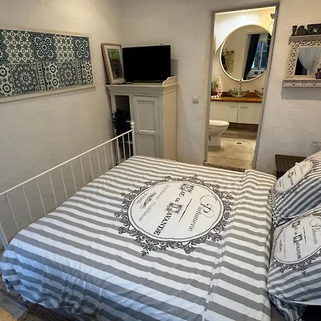 Affittacamere De La Croix Du Pape